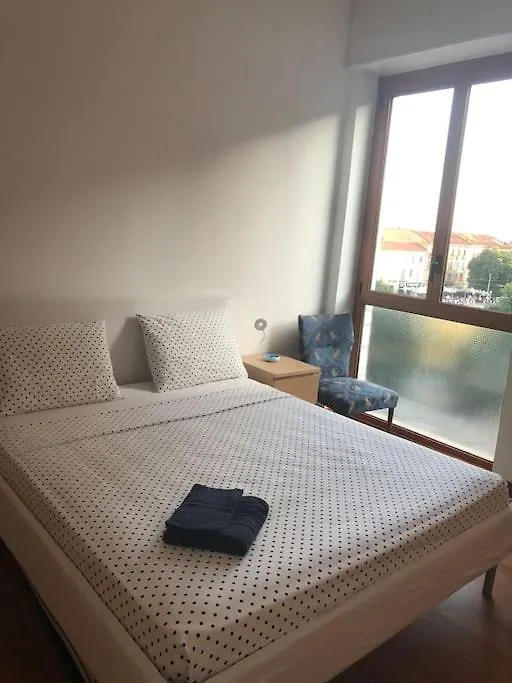 Central And Sunny Apartment - Navigli Milan